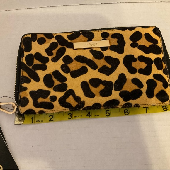 Dune wallet/wristlet in  genuine calf hair leather - Picture 3 of 10